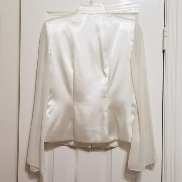❤️ Women's Ivory Satin Rhinestone Button-down Blouse w/ Sheer Bell Sleeves - Picture 5 of 11
